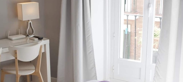 Cozy upscale apt museum mile AC in Madrid