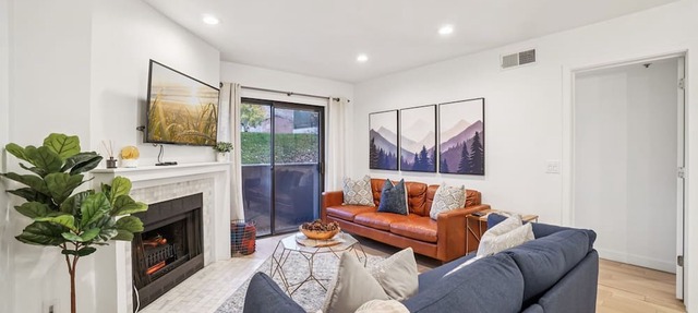 Empire Coalition Condos - Walk to PC Mountain - 2BD/2BA in Park City