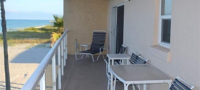 Beachcomber unit 208 in Longboat Key