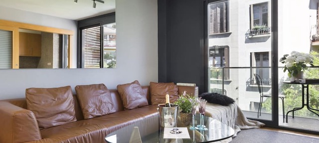 Apartment with Terrace 3 rooms in the center in with parking - Free WiFi in Barcelona