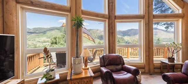 Hawk's Landing | A Refined Modern Mountain Escape in Cascade-Chipita Park