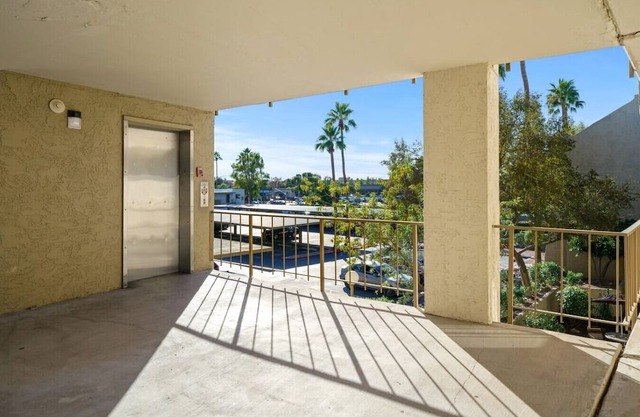 Scottsdale |1BR-Furnished |Pool SPA| Gym| King Bed in Scottsdale