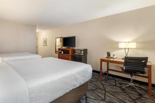 Surestay Hotel 